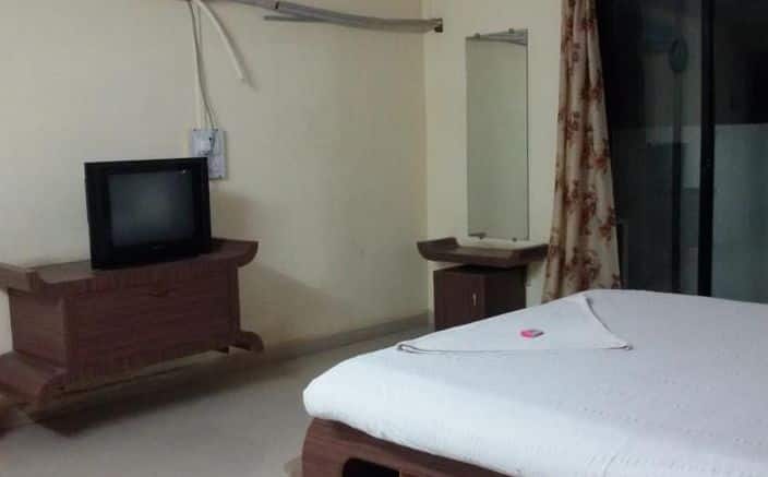 Hotel Son of Son, Tuljapur 5